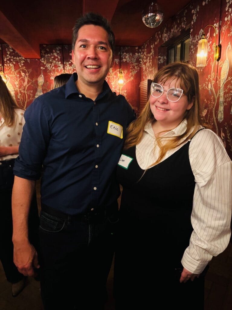 Eric Melchor posing with a fellow attendee at a 3rd Space Bucharest event